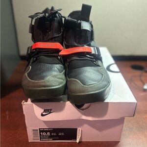 Nike Black and Green Sneakers Air Max Design